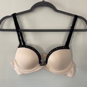 *LIGHLY WORN* nude push-up bra with lace detail from AERIE.